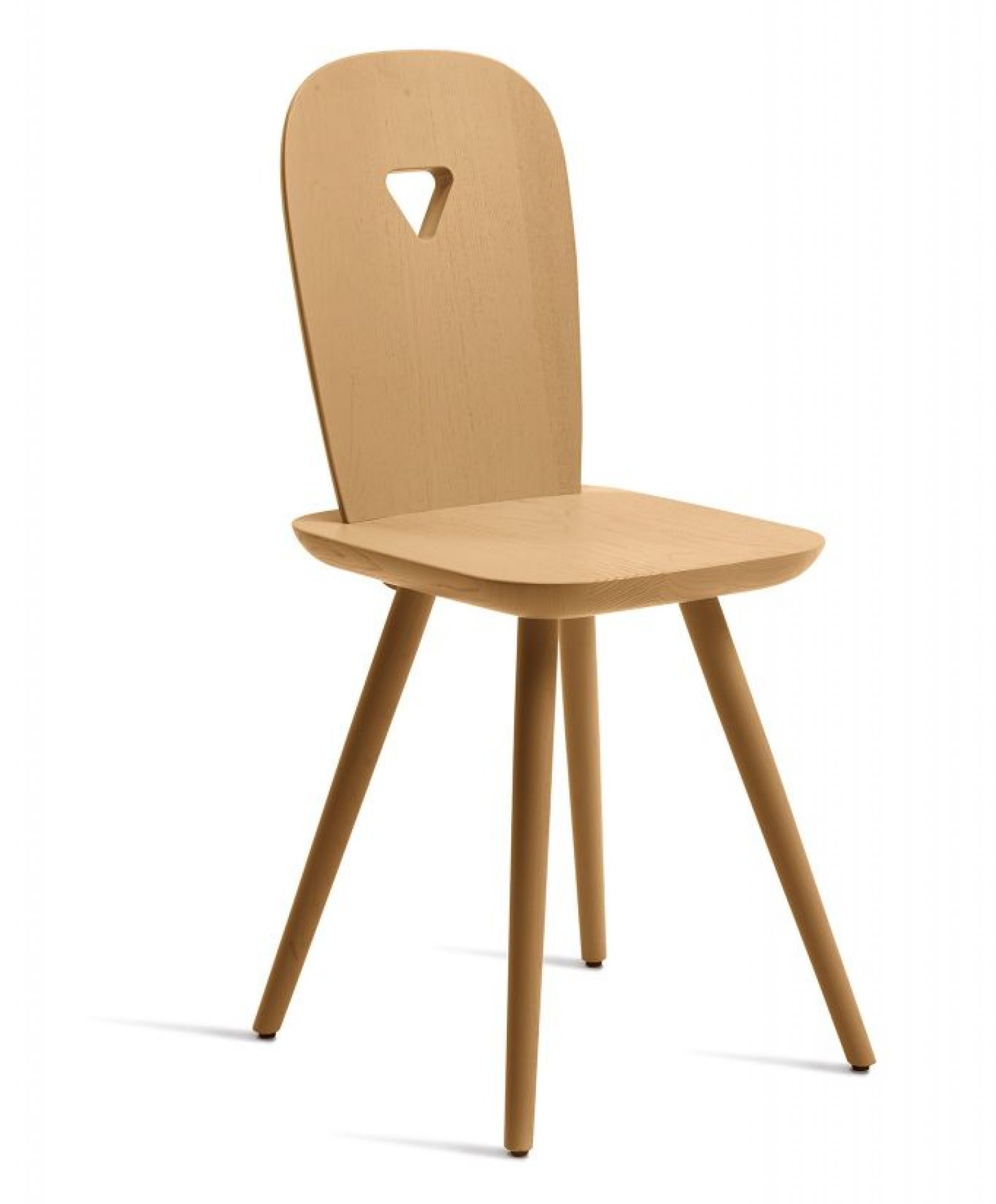 La-Dina Stuhl aus Holz mit dreieckiger Aussparung in der Rückenlehne, skandinavisches Design.